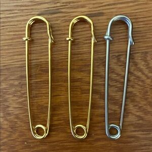 Kilt pins